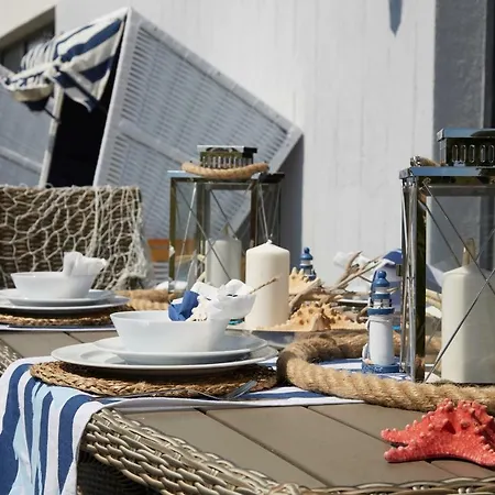 Nadmorski Zaulek Jastrzębia Góra