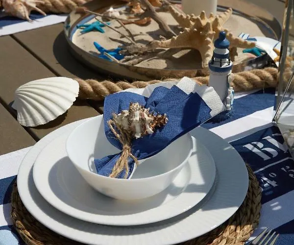 Nadmorski Zaulek 公寓 *